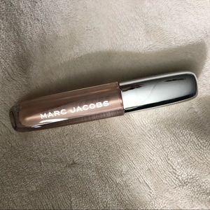 BNIP-Marc Jacobs Glow Away Face Luminizer